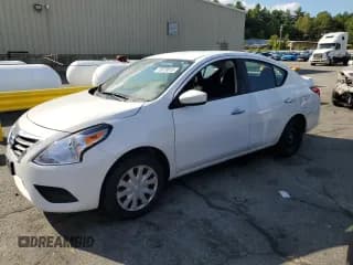 ✅ 2018 Nissan Versa SV • VIN: 3N1CN7AP7JL879779 • Лот: 70978815. Опубликован ранее на Copart с пробегом 111 644 миль. Бесплатный доступ к архиву аукционных продаж из США и подробный отчёт об истории автомобиля на DreamBid. Изображение 1.