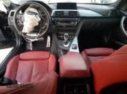 ✅ 2016 BMW 3 Series 328i • VIN: WBA8E9C5XGK647761 • Lot: 86643685. Wystawiony na Copart z przebiegiem 103 559 mil. Bezpłatny archiwum sprzedaży aukcyjnych z USA i szczegółowy raport historii pojazdu na DreamBid. Zdjęcie 8.