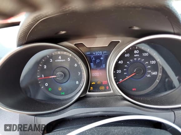 ✅ 2012 Hyundai Veloster w/Red Int • VIN: KMHTC6AD2CU070472 • Lot: 71449064. Wystawiony na Copart z przebiegiem 43 091 mil. Bezpłatny archiwum sprzedaży aukcyjnych z USA i szczegółowy raport historii pojazdu na DreamBid. Zdjęcie 9.