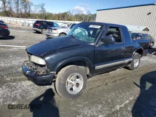 ✅ 2001 Chevrolet S-10 • VIN: 1GCCS195618163086 • Лот: 81085764. Опубликован ранее на Copart с пробегом Не указан. Бесплатный доступ к архиву аукционных продаж из США и подробный отчёт об истории автомобиля на DreamBid. Изображение 1.
