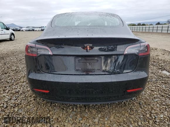 ✅ 2022 Tesla Model 3 • VIN: 5YJ3E1EA3NF291396 • Lot: 91941795. Wystawiony na Copart z przebiegiem 172 776 mil. Bezpłatny archiwum sprzedaży aukcyjnych z USA i szczegółowy raport historii pojazdu na DreamBid. Zdjęcie 6.