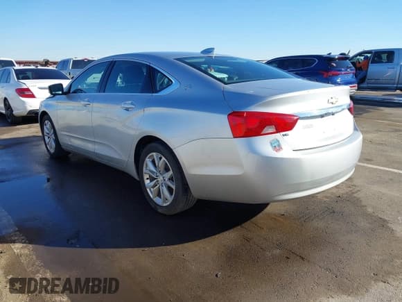 ✅ 2018 Chevrolet Impala LT • VIN: 2G1105S38J9172642 • Lot: 43617684. Wystawiony na IAAI z przebiegiem 198 638 mil. Bezpłatny archiwum sprzedaży aukcyjnych z USA i szczegółowy raport historii pojazdu na DreamBid. Zdjęcie 3.
