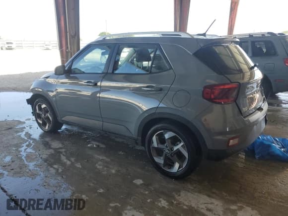 ✅ 2023 Hyundai Venue Limited • VIN: KMHRC8A31PU224091 • Lot: 47690375. Wystawiony na Copart z przebiegiem Nie podano. Bezpłatny archiwum sprzedaży aukcyjnych z USA i szczegółowy raport historii pojazdu na DreamBid. Zdjęcie 2.