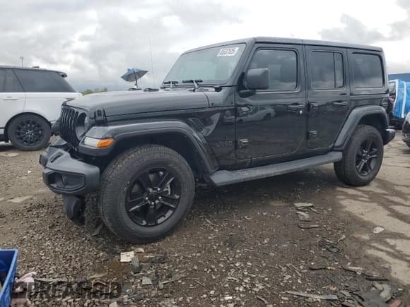 ✅ 2022 Jeep Wrangler Unlimited Sahara Altitude • VIN: 1C4HJXEG5NW125451 • Lot: 85537525. Wystawiony na Copart z przebiegiem 61 269 mil. Bezpłatny archiwum sprzedaży aukcyjnych z USA i szczegółowy raport historii pojazdu na DreamBid. Zdjęcie 1.