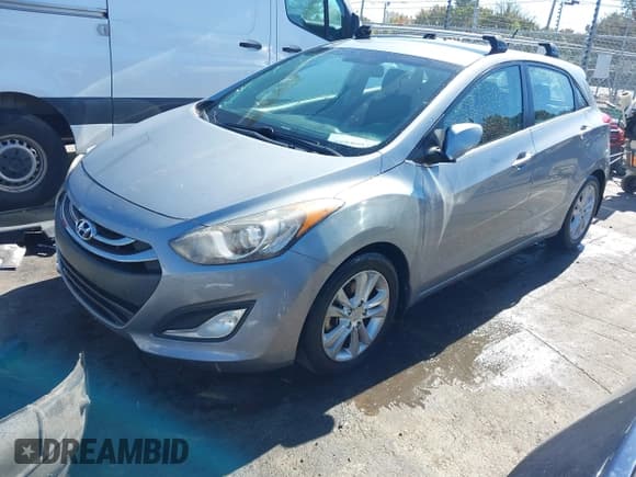 ✅ 2014 Hyundai Elantra • VIN: KMHD35LH7EU204555 • Lot: 43480955. Listed on IAAI with 176,788 mi. Free auction sales archive from the USA and detailed vehicle history report at DreamBid. Image 2.
