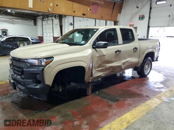 ✅ 2024 Chevrolet Colorado 2WD Work Truck • VIN: 1GCGSBEC4R1145220 • Лот: 89803575. Опубликован ранее на Copart с пробегом 18 209 миль. Бесплатный доступ к архиву аукционных продаж из США и подробный отчёт об истории автомобиля на DreamBid. Изображение 1.