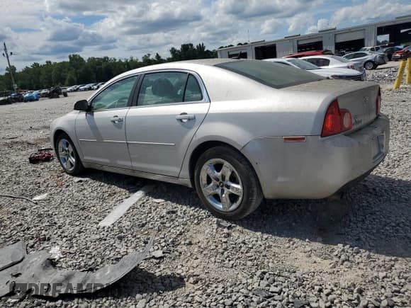 ✅ 2010 Chevrolet Malibu 1LT • VIN: 1G1ZC5EB8AF159121 • Lot: 62636444. Listed on Copart with 58,189 mi. Free auction sales archive from the USA and detailed vehicle history report at DreamBid. Image 2.