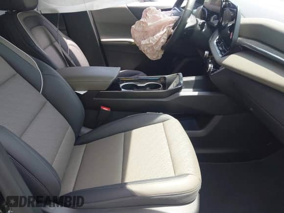 2025 Chevrolet Equinox FWD LT с VIN 3GNAXHEG2SL215476, выставлен на аукционе IAAI как лот 42548045 с пробегом 13 975 миль миль и . История ставок и продаж доступна на DreamBid. Изображение 5.