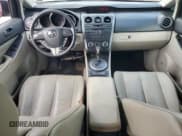 ✅ 2011 Mazda CX-7 i Touring • VIN: JM3ER2CM8B0374002 • Lot: 70277195. Wystawiony na Copart z przebiegiem 241 961 mil. Bezpłatny archiwum sprzedaży aukcyjnych z USA i szczegółowy raport historii pojazdu na DreamBid. Zdjęcie 8.