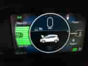 2017 Chevrolet Bolt EV Premier z VIN 1G1FX6S00H4187310, wystawiony jako Copart lot #89835445 z przebiegiem 66 426 mil mil oraz Szkoda całkowita • Salvage title. Historia ofert i sprzedaży dostępna na DreamBid. Obrazek 9.