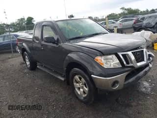 2011 Nissan Frontier Pro-4X z VIN 1N6AD0CW4BC413806, wystawiony jako IAAI lot #42376614 z przebiegiem 182 914 mil mil oraz . Historia ofert i sprzedaży dostępna na DreamBid. Obrazek 1.
