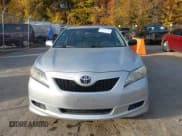 ✅ 2007 Toyota Camry LE • VIN: 4T1BE46K77U527946 • Lot: 43636757. Wystawiony na IAAI z przebiegiem 133 445 mil. Bezpłatny archiwum sprzedaży aukcyjnych z USA i szczegółowy raport historii pojazdu na DreamBid. Zdjęcie 12.