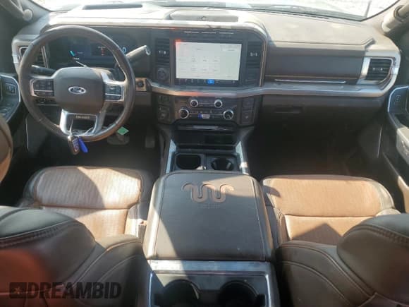 ✅ 2023 Ford F-350 XL • VIN: 1FT8W3BM5PED09334 • Lot: 72085255. Wystawiony na Copart z przebiegiem 46 769 mil. Bezpłatny archiwum sprzedaży aukcyjnych z USA i szczegółowy raport historii pojazdu na DreamBid. Zdjęcie 8.