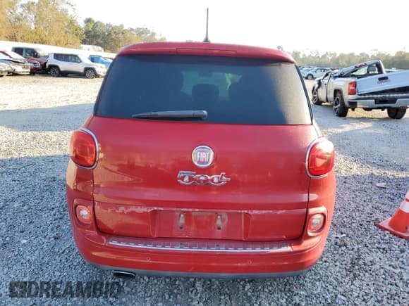 ✅ 2014 FIAT 500L Easy • VIN: ZFBCFABH1EZ026844 • Lot: 75450744. Listed on Copart with 78,506 mi. Free auction sales archive from the USA and detailed vehicle history report at DreamBid. Image 6.