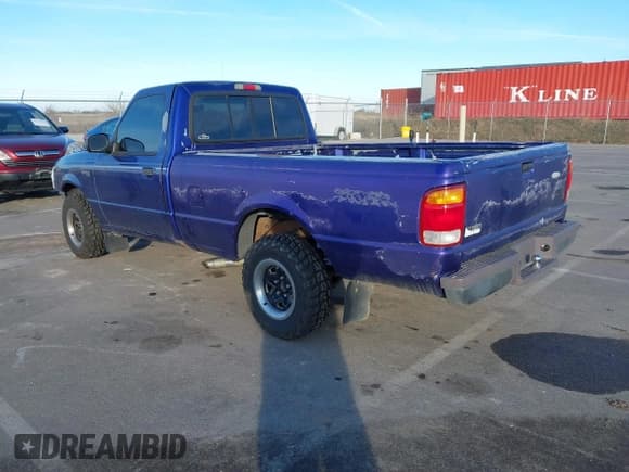 ✅ 1997 Ford Ranger XLT • VIN: 1FTCR10A1VUA38791 • Lot: 43797016. Listed on IAAI with 183,782 mi. Free auction sales archive from the USA and detailed vehicle history report at DreamBid. Image 3.