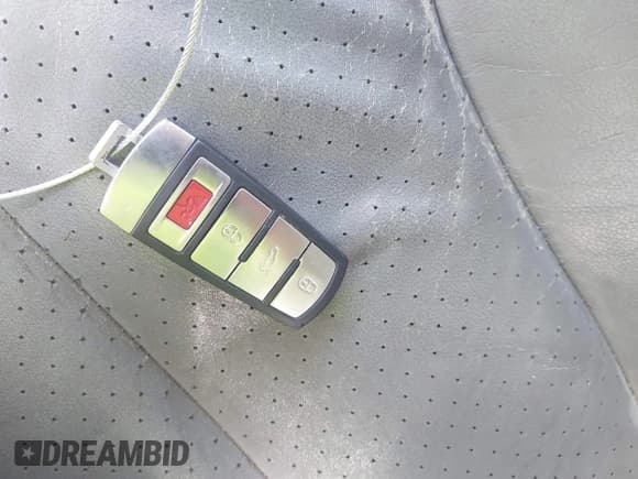 ✅ 2006 Volkswagen Passat 3.6L V6 • VIN: WVWEU73C96P161648 • Lot: 42754470. Listed on IAAI with 228,948 mi. Free auction sales archive from the USA and detailed vehicle history report at DreamBid. Image 11.