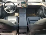 ✅ 2021 Tesla Model 3 Standard Range Plus • VIN: 5YJ3E1EAXMF091713 • Lot: 53903925. Wystawiony na Copart z przebiegiem 50 102 mil. Bezpłatny archiwum sprzedaży aukcyjnych z USA i szczegółowy raport historii pojazdu na DreamBid. Zdjęcie 8.