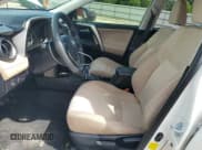 ✅ 2014 Toyota RAV4 XLE • VIN: JTMWFREV0EJ007775 • Лот: 69606225. Опубликован ранее на Copart с пробегом 91 847 миль. Бесплатный доступ к архиву аукционных продаж из США и подробный отчёт об истории автомобиля на DreamBid. Изображение 7.