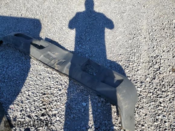 ✅ 2005 Chevrolet Silverado 2500HD LS • VIN: 1GCHK23275F851139 • Lot: 86620585. Wystawiony na Copart z przebiegiem Nie podano. Bezpłatny archiwum sprzedaży aukcyjnych z USA i szczegółowy raport historii pojazdu na DreamBid. Zdjęcie 12.