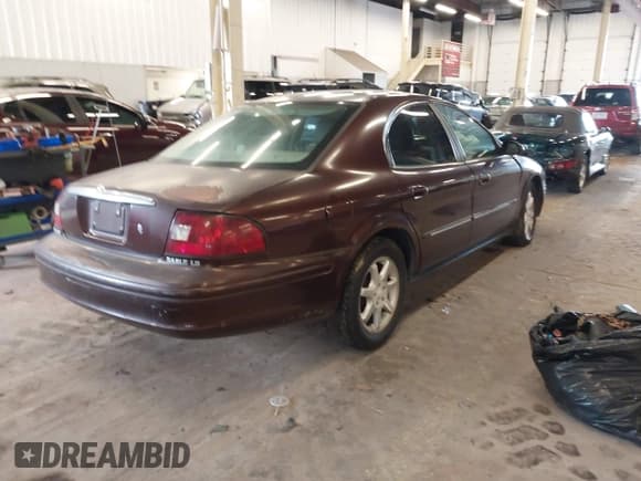✅ 2001 Mercury Sable LS • VIN: 1MEFM53U51G617136 • Lot: 41835763. Wystawiony na IAAI z przebiegiem 178 343 mil. Bezpłatny archiwum sprzedaży aukcyjnych z USA i szczegółowy raport historii pojazdu na DreamBid. Zdjęcie 4.