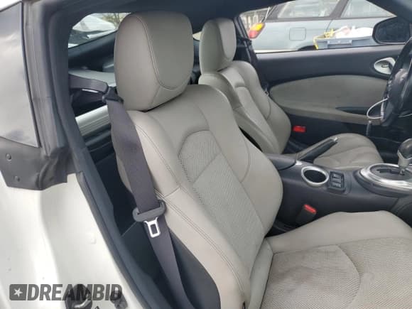 ✅ 2010 Nissan 370Z Nismo • VIN: JN1AZ4EH6AM505862 • Lot: 46297605. Listed on Copart with 81,669 mi. Free auction sales archive from the USA and detailed vehicle history report at DreamBid. Image 10.