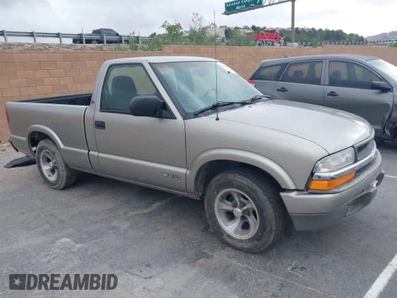 ✅ 1999 Chevrolet S-10 • VIN: 1GCCS1442X8181799 • Лот: 42288977. Опубликован ранее на IAAI с пробегом 97 868 миль. Бесплатный доступ к архиву аукционных продаж из США и подробный отчёт об истории автомобиля на DreamBid. Изображение 1.