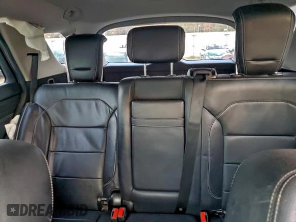 ✅ 2012 Mercedes-Benz M 350 • VIN: 4JGDA5HB8CA049488 • Lot: 93885325. Wystawiony na Copart z przebiegiem 182 309 mil. Bezpłatny archiwum sprzedaży aukcyjnych z USA i szczegółowy raport historii pojazdu na DreamBid. Zdjęcie 10.