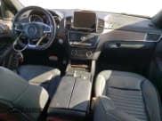 ✅ 2018 Mercedes-Benz GLE 550e • VIN: 4JGDA6DB2JB035427 • Лот: 57549365. Опубликован ранее на Copart с пробегом 67 141 миль. Бесплатный доступ к архиву аукционных продаж из США и подробный отчёт об истории автомобиля на DreamBid. Изображение 8.