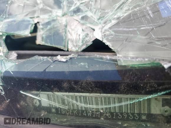 2001 Chevrolet Silverado 1500 с VIN 1GCEK14W11Z313933, выставлен на аукционе Copart как лот 60129915 с пробегом Не указан миль и Списание • Salvage title. История ставок и продаж доступна на DreamBid. Изображение 13.