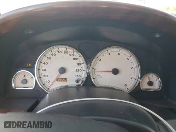 2005 Saturn VUE z VIN 5GZCZ53495S860942, wystawiony jako Copart lot #83226544 z przebiegiem 194 262 mil mil oraz Szkoda całkowita • Salvage title. Historia ofert i sprzedaży dostępna na DreamBid. Obrazek 9.