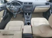 ✅ 2015 Volkswagen Jetta SE • VIN: 3VWD17AJ2FM255590 • Lot: 58287585. Listed on Copart with 124,640 mi. Free auction sales archive from the USA and detailed vehicle history report at DreamBid. Image 8.