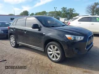 2014 Mitsubishi Outlander ES z VIN 4A4AP3AU8EE028537, wystawiony jako IAAI lot #43226979 z przebiegiem 189 344 mil mil oraz . Historia ofert i sprzedaży dostępna na DreamBid. Obrazek 1.