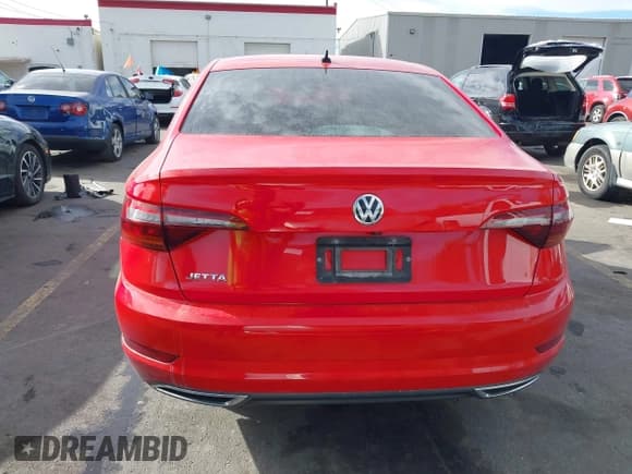 ✅ 2019 Volkswagen Jetta S • VIN: 3VWC57BU4KM114300 • Лот: 43514840. Опубликован ранее на IAAI с пробегом 103 739 миль. Бесплатный доступ к архиву аукционных продаж из США и подробный отчёт об истории автомобиля на DreamBid. Изображение 16.