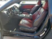 ✅ 2013 Dodge Challenger R/T Classic • VIN: 2C3CDYBT4DH685861 • Lot: 67073485. Wystawiony na Copart z przebiegiem 119 710 mil. Bezpłatny archiwum sprzedaży aukcyjnych z USA i szczegółowy raport historii pojazdu na DreamBid. Zdjęcie 7.