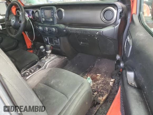 ✅ 2018 Jeep Wrangler Sport S • VIN: 1C4GJXAG6JW179854 • Lot: 47454665. Listed on Copart with 53,011 mi. Free auction sales archive from the USA and detailed vehicle history report at DreamBid. Image 12.