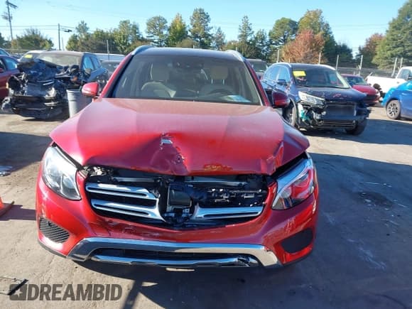✅ 2018 Mercedes-Benz GLC 300 • VIN: WDC0G4KB2JV047210 • Lot: 43450040. Listed on IAAI with 63,083 mi. Free auction sales archive from the USA and detailed vehicle history report at DreamBid. Image 12.