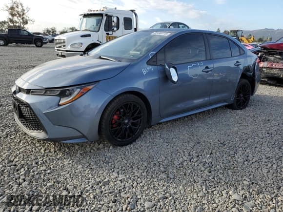 ✅ 2022 Toyota Corolla Hybrid LE • VIN: JTDEAMDE8N3008403 • Lot: 82450115. Wystawiony na Copart z przebiegiem 122 011 mil. Bezpłatny archiwum sprzedaży aukcyjnych z USA i szczegółowy raport historii pojazdu na DreamBid. Zdjęcie 1.