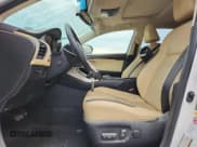 ✅ 2015 Lexus NX 200t • VIN: JTJYARBZ5F2014857 • Lot: 69185645. Wystawiony na Copart z przebiegiem Nie podano. Bezpłatny archiwum sprzedaży aukcyjnych z USA i szczegółowy raport historii pojazdu na DreamBid. Zdjęcie 7.