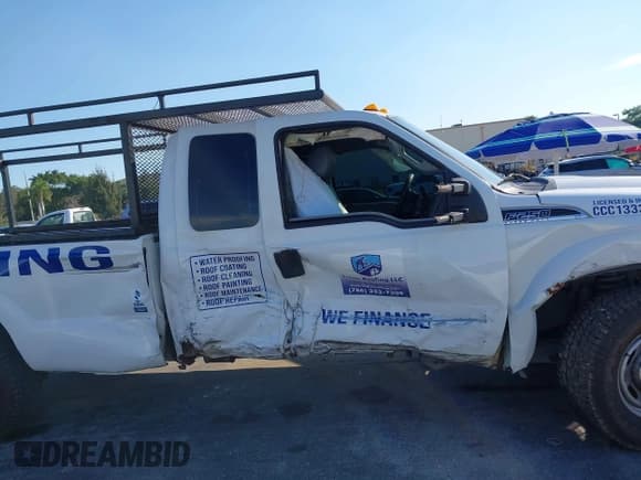 ✅ 2014 Ford F-250 XL • VIN: 1FT7X2A62EEB56883 • Lot: 41441884. Wystawiony na IAAI z przebiegiem 179 813 mil. Bezpłatny archiwum sprzedaży aukcyjnych z USA i szczegółowy raport historii pojazdu na DreamBid. Zdjęcie 14.