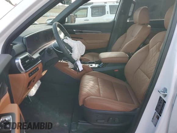 ✅ 2025 Kia Telluride SX X-Line • VIN: 5XYP5DGC6SG594579 • Lot: 48761095. Listed on Copart with 466 mi. Free auction sales archive from the USA and detailed vehicle history report at DreamBid. Image 7.