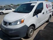 ✅ 2015 Nissan NV200 S • VIN: 3N6CM0KN8FK708425 • Лот: 42595760. Опубликован ранее на IAAI с пробегом 204 673 миль. Бесплатный доступ к архиву аукционных продаж из США и подробный отчёт об истории автомобиля на DreamBid. Изображение 2.