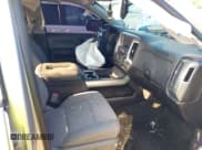 ✅ 2018 Chevrolet Silverado 1500 LT • VIN: 3GCUKREC2JG312840 • Lot: 42802551. Wystawiony na IAAI z przebiegiem 129 596 mil. Bezpłatny archiwum sprzedaży aukcyjnych z USA i szczegółowy raport historii pojazdu na DreamBid. Zdjęcie 5.