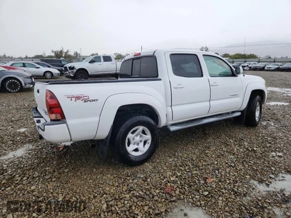 ✅ 2007 Toyota Tacoma PreRunner • VIN: 5TEJU62N57Z375512 • Лот: 92935155. Опубликован ранее на Copart с пробегом 159 531 миль. Бесплатный доступ к архиву аукционных продаж из США и подробный отчёт об истории автомобиля на DreamBid. Изображение 3.