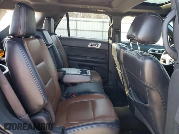 ✅ 2013 Ford Explorer Limited • VIN: 1FM5K7F96DGA36492 • Lot: 45102835. Wystawiony na Copart z przebiegiem 119 038 mil. Bezpłatny archiwum sprzedaży aukcyjnych z USA i szczegółowy raport historii pojazdu na DreamBid. Zdjęcie 11.