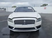 ✅ 2018 Lincoln Continental Reserve • VIN: 1LN6L9NC9J5616871 • Lot: 43531515. Wystawiony na IAAI z przebiegiem 58 745 mil. Bezpłatny archiwum sprzedaży aukcyjnych z USA i szczegółowy raport historii pojazdu na DreamBid. Zdjęcie 12.