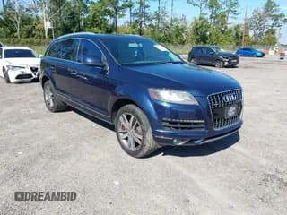 ✅ 2014 Audi Q7 Premium Plus • VIN: WA1LGAFE0ED010569 • Lot: 43578450. Wystawiony na IAAI z przebiegiem 160 413 mil. Bezpłatny archiwum sprzedaży aukcyjnych z USA i szczegółowy raport historii pojazdu na DreamBid. Zdjęcie 1.