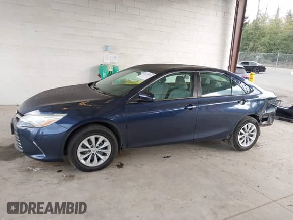 2015 Toyota Camry LE with VIN 4T4BF1FK5FR493778, listed as a IAAI auction lot 43476551 with 55,165 mi miles and . Bid and sale history available at DreamBid. Image 15.