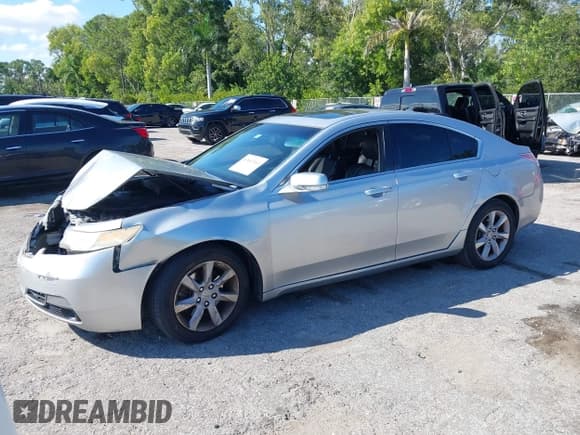 ✅ 2013 Acura TL • VIN: 19UUA8F24DA015379 • Лот: 43602441. Опубликован ранее на IAAI с пробегом 178 496 миль. Бесплатный доступ к архиву аукционных продаж из США и подробный отчёт об истории автомобиля на DreamBid. Изображение 17.