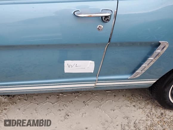 ✅ 1965 Ford Mustang • VIN: 5F08C774332 • Lot: 73866924. Wystawiony na Copart z przebiegiem 14 296 mil. Bezpłatny archiwum sprzedaży aukcyjnych z USA i szczegółowy raport historii pojazdu na DreamBid. Zdjęcie 12.