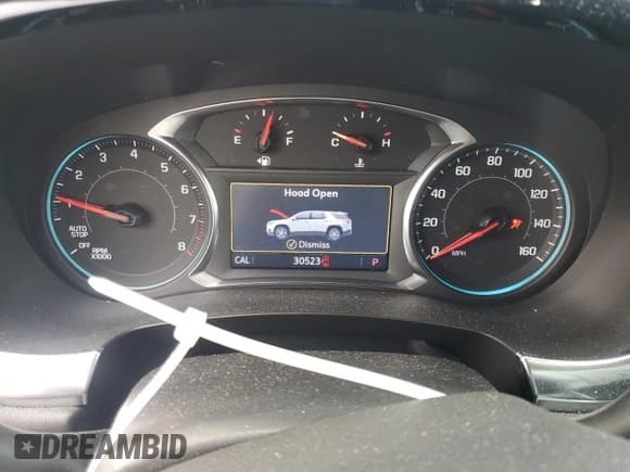 ✅ 2023 Chevrolet Traverse LT Cloth • VIN: 1GNERGKW7PJ138152 • Lot: 82720665. Wystawiony na Copart z przebiegiem 30 523 mil. Bezpłatny archiwum sprzedaży aukcyjnych z USA i szczegółowy raport historii pojazdu na DreamBid. Zdjęcie 9.